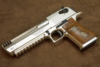 ROBINHOOD DESERT EAGLE XIX